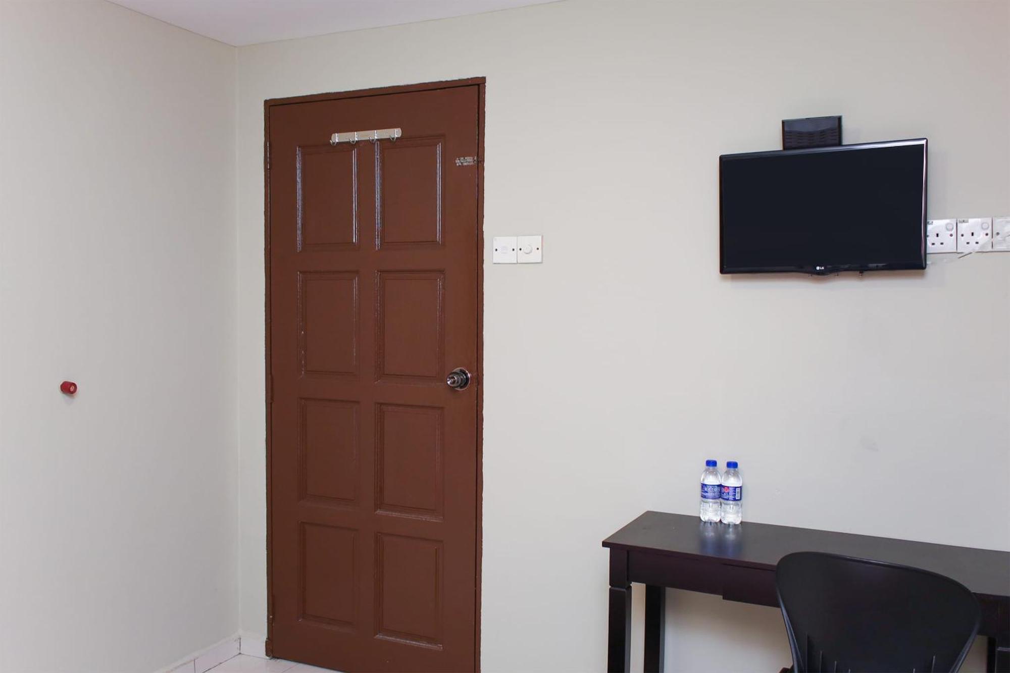Oyo 90338 Prima Saujana Budget Hotel Kajang Eksteriør billede